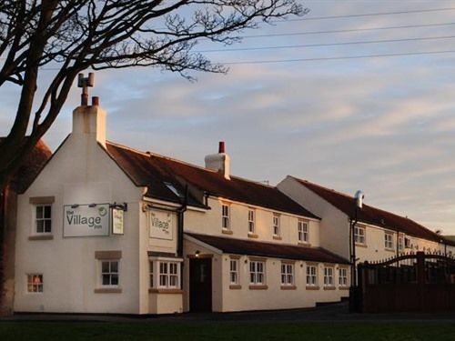 The Village Inn Northallerton Exterior foto